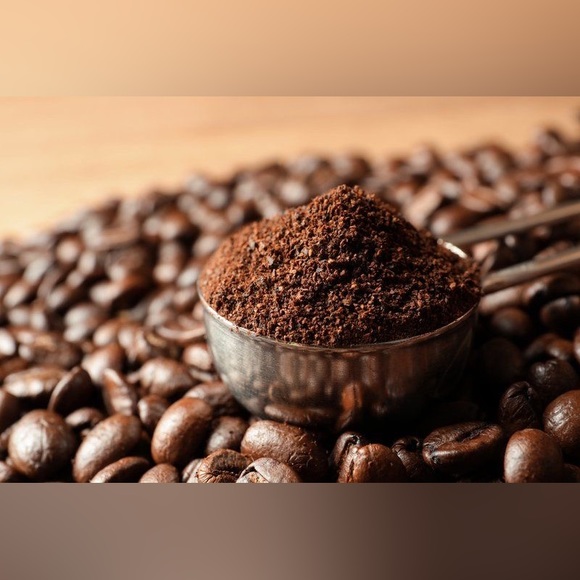 Handcrafted Lip Balm COFFEE FRAGRANCE - Picture 3 of 4